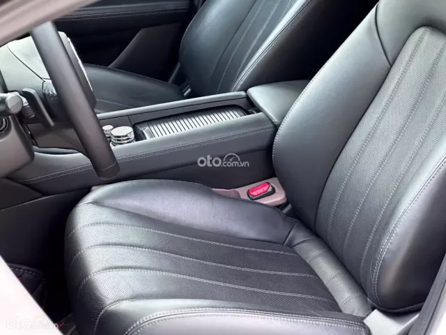 Mazda 6 2.0 Premium 2023 8