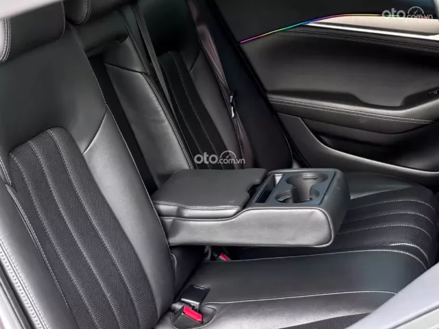 Mazda 6 2.0 Premium 2023 13