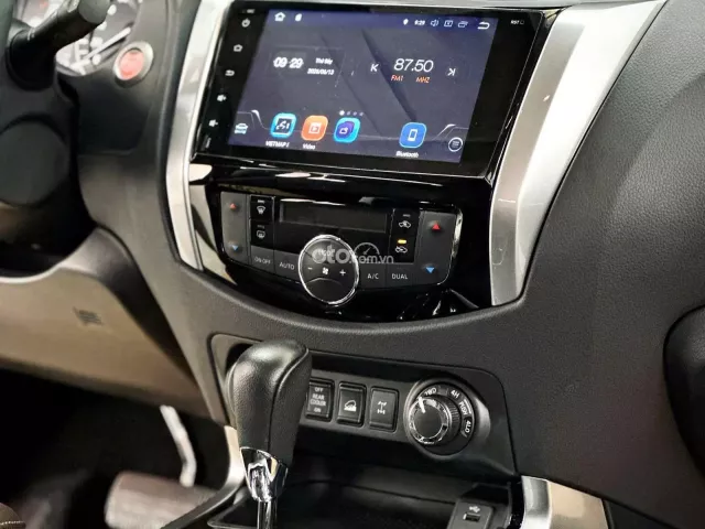Nissan Terra 2.5L V 4WD 7AT 2019 23