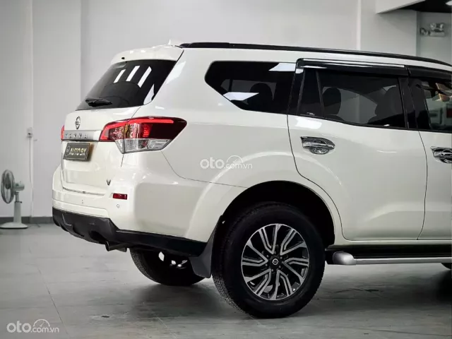 Nissan Terra 2.5L V 4WD 7AT 2019 9