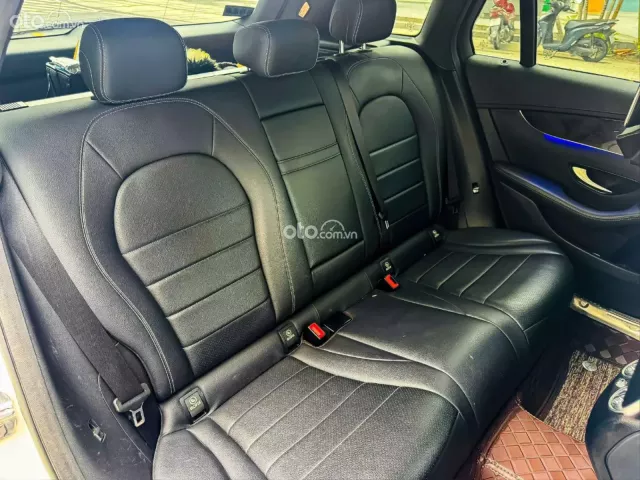 Mercedes-Benz GLC 200 4Matic 2019 10