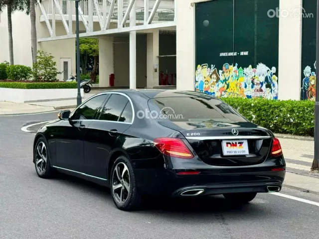 Mercedes-Benz E200 Sport 2020 4