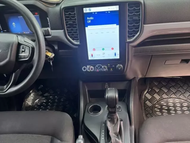 Ford Ranger XLS 2.0L 4x2 AT 2023 4