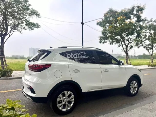 MG ZS 1.5 2WD STD+ 2024 6