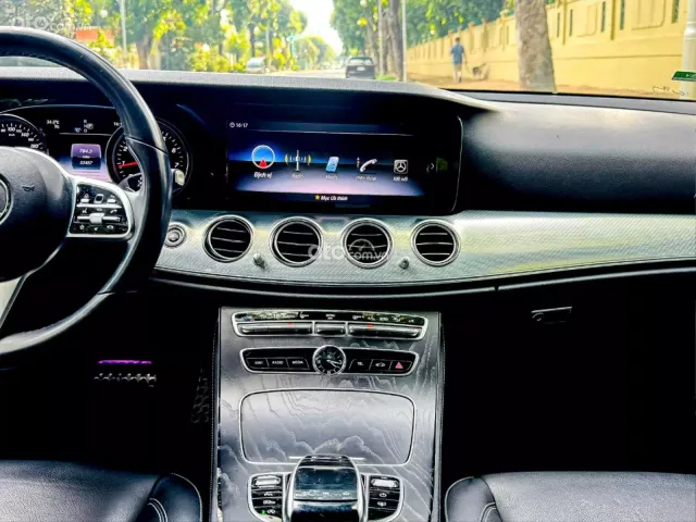 Mercedes-Benz E200 Sport 2020 9