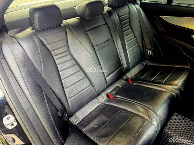 Mercedes-Benz E200 Sport 2020 11