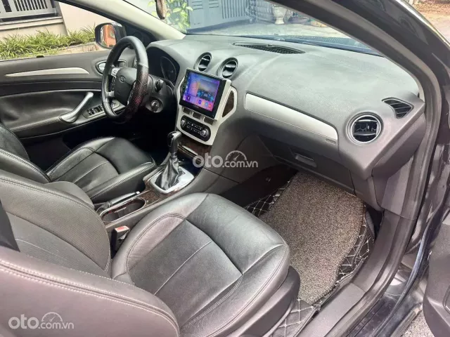 FORD MONDEO 2010 ĐI RẤT ÍT_PHÂN KHÚC HẠNG D sang trọng