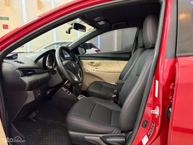 Toyota Yaris 1.3E 2014 6