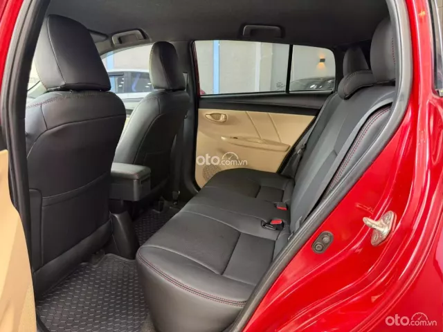 Toyota Yaris 1.3E 2014 9