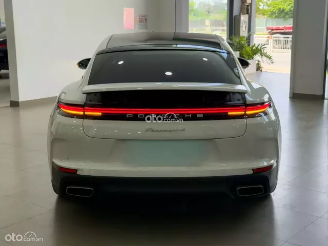 Porsche Panamera 4 Executive 2026 11