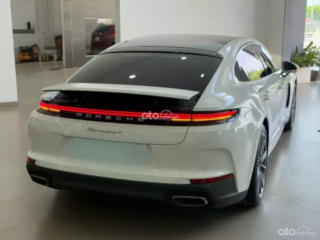 Porsche Panamera 4 Executive 2026 12