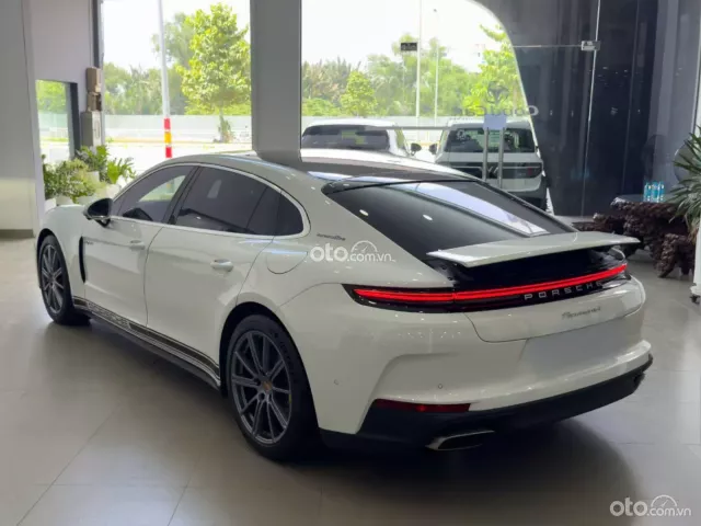 Porsche Panamera 4 Executive 2026 9