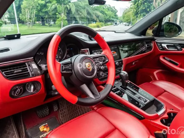 Porsche Macan 2023 8