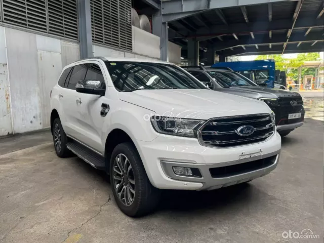 Ford Everest Titanium 2.0 AT 4x2 2020