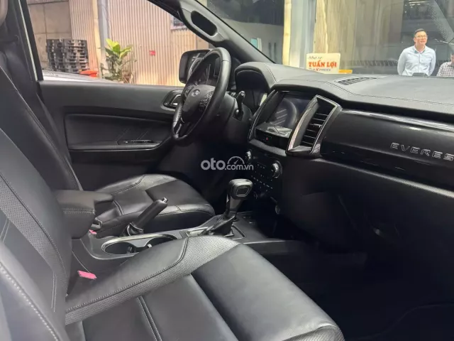 Ford Everest Titanium 2.0 AT 4x2 2020 4