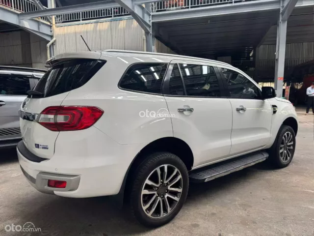 Ford Everest Titanium 2.0 AT 4x2 2020 6