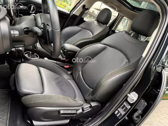Mini Cooper S 5 cửa 2023 7