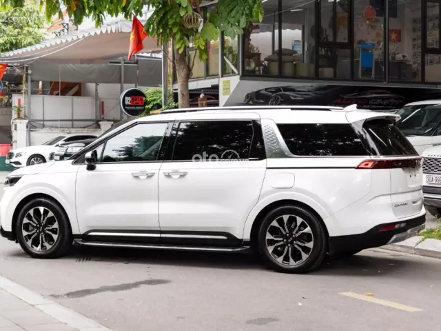 Kia Carnival 2.2D Signature 2021 4