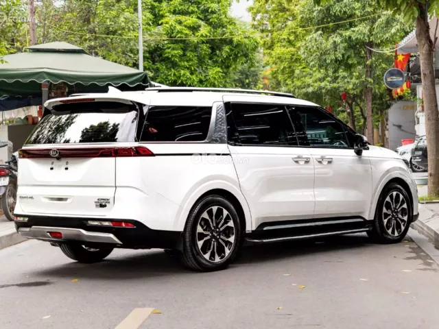 Kia Carnival 2.2D Signature 2021 5