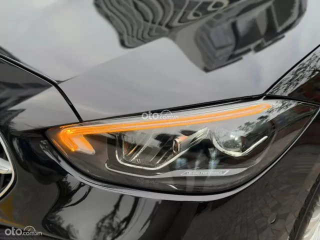 Mercedes-Benz C200 Avantgarde 2023 7
