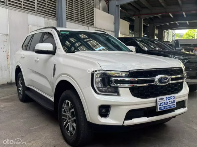 Ford Everest Ambiente 2.0 AT 4x2 2025