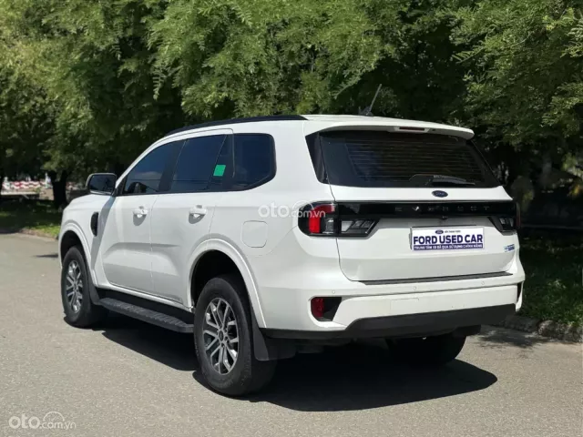 Ford Everest Ambiente 2.0 AT 4x2 2025 15
