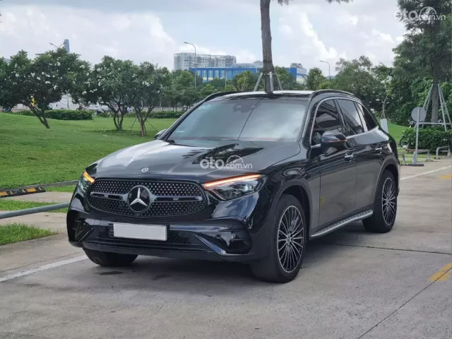 Mercedes-Benz GLC 300 4Matic 2023 4