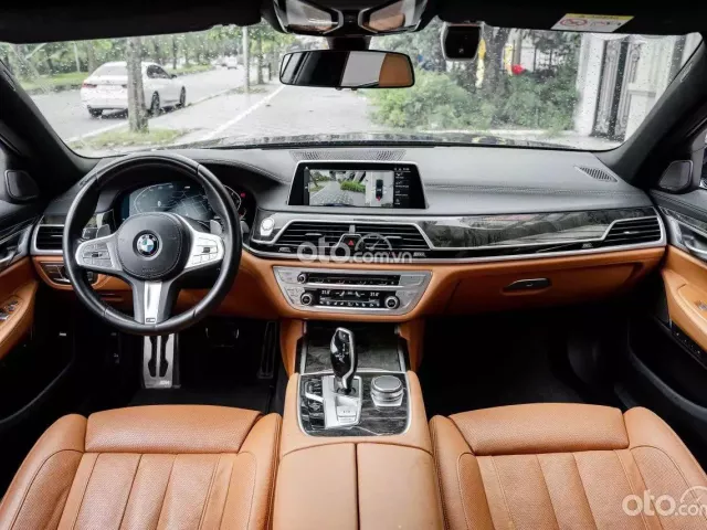 BMW 730Li M Sport 2021 9