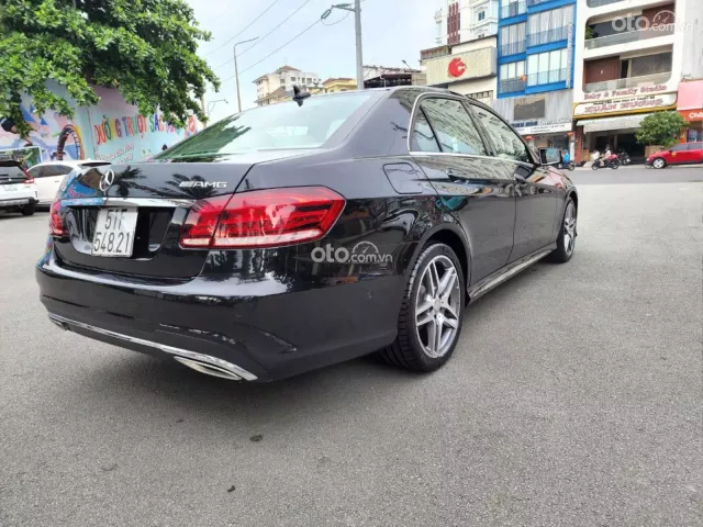Mercedes-Benz E250 AMG 2015 5
