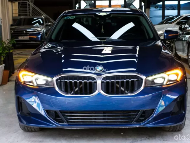 BMW 320i 2023 7