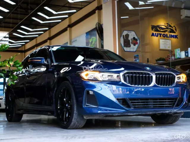 BMW 320i 2023 3