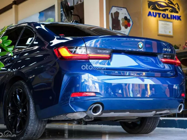 BMW 320i 2023 19