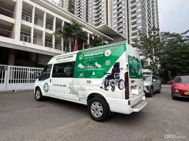 Cần Bán xe tải van, hiệu Ford Transit, đời cuối 2022 màu Trắng, xe cực đẹp, không KD