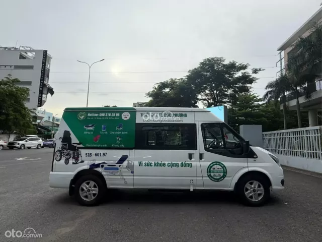 Cần Bán xe tải van, hiệu Ford Transit, đời cuối 2022 màu Trắng, xe cực đẹp, không KD