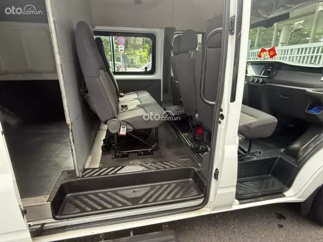 Cần Bán xe tải van, hiệu Ford Transit, đời cuối 2022 màu Trắng, xe cực đẹp, không KD