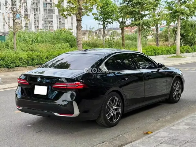 BMW 520i 2025 3