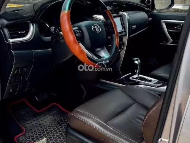 Toyota Fortuner 2017 5