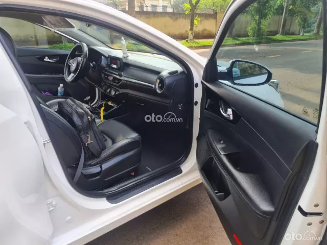 Kia Cerato 1.6 MT 2018 7