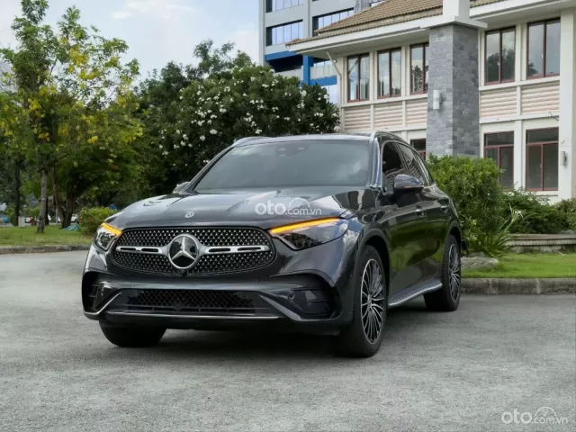 Mercedes-Benz GLC 300 4Matic V1 2025 3