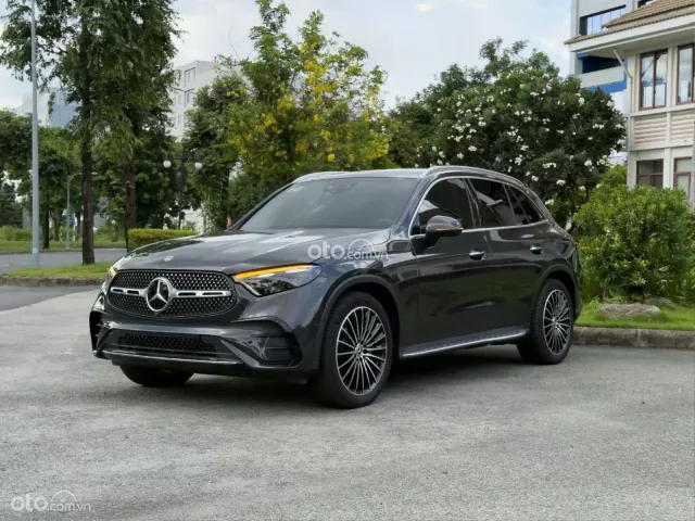 Mercedes-Benz GLC 300 4Matic V1 2025 4