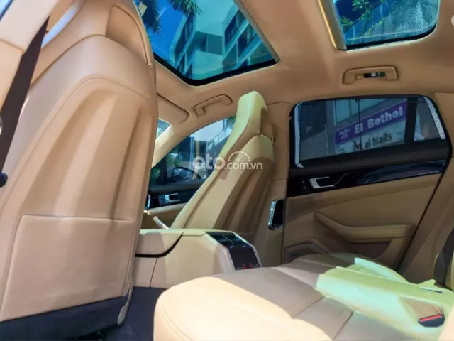 Porsche Panamera turbo 2021 17