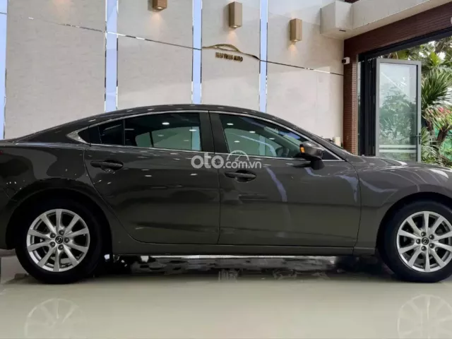 Mazda 6 2.0 AT 2016 3