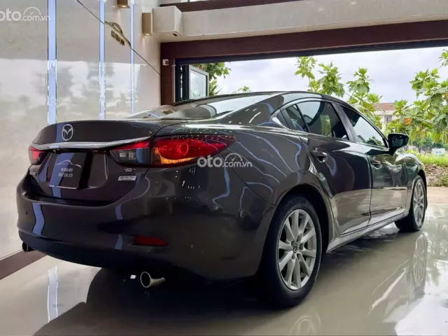 Mazda 6 2.0 AT 2016 4