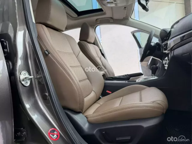 Mazda 6 2.0 AT 2016 11