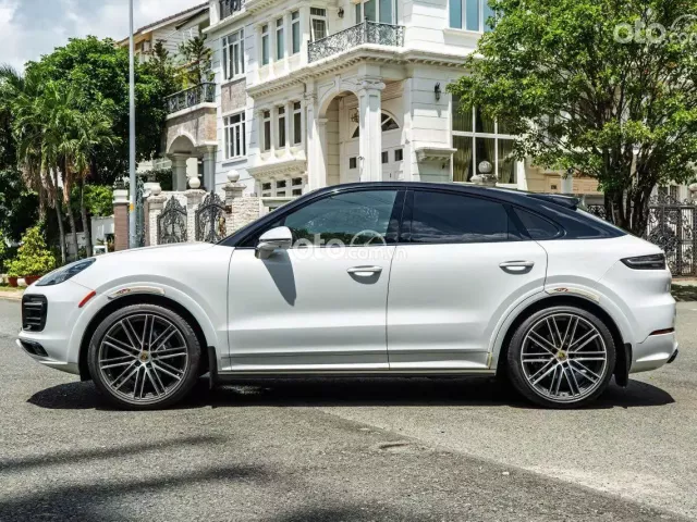 Porsche Cayenne Coupe 2021 4