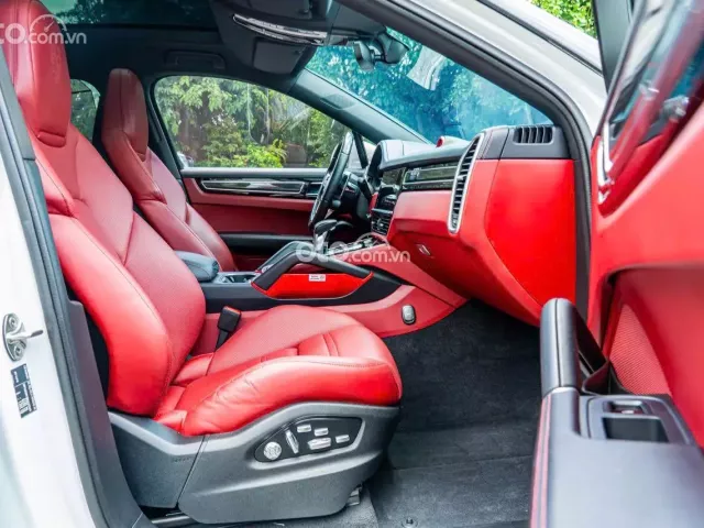 Porsche Cayenne Coupe 2021 7