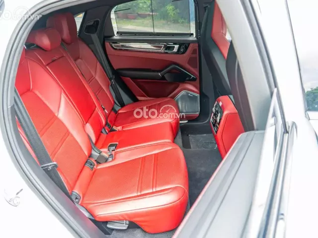 Porsche Cayenne Coupe 2021 10