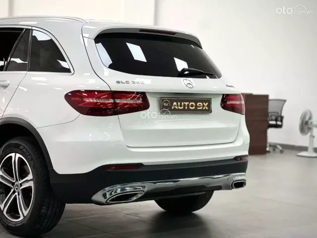 Mercedes-Benz GLC 250 4Matic 2017 6