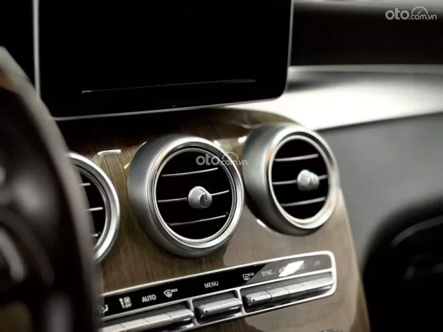 Mercedes-Benz GLC 250 4Matic 2017 11