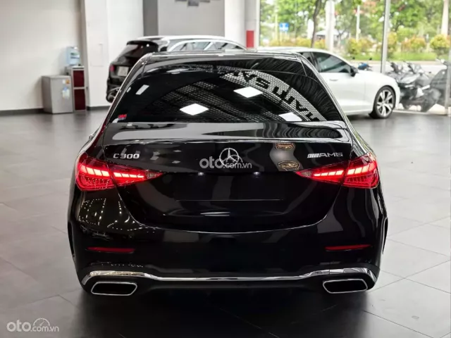 Mercedes-Benz C300 AMG 2022 5